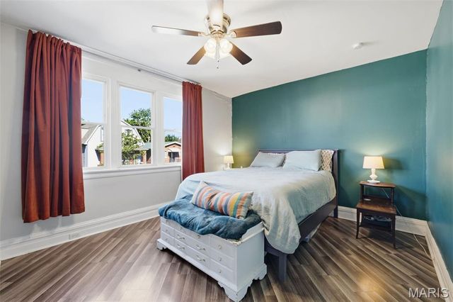 5450 Dresden Avenue, St Louis, MO 63116