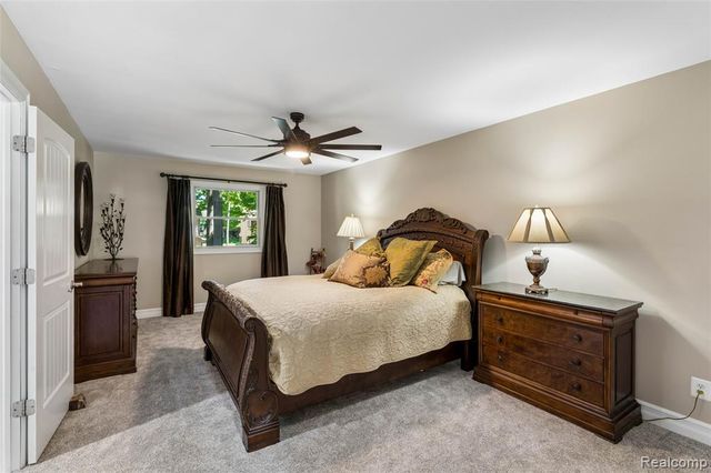 5327 Olde Saybrooke Road, Grand Blanc, MI 48439
