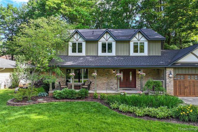 5327 Olde Saybrooke Road, Grand Blanc, MI 48439