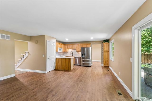 5327 Olde Saybrooke Road, Grand Blanc, MI 48439