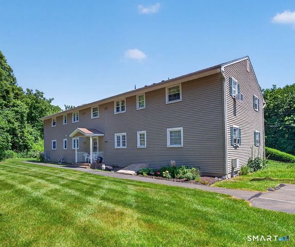 1789 Foxon Road 7D, North Branford, CT 06471