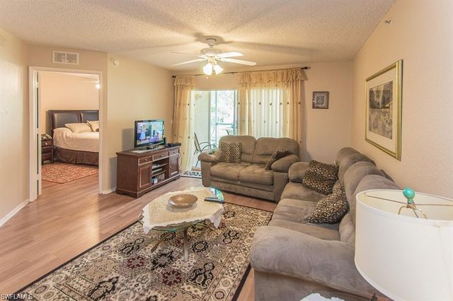 8215 Ibis Club DR 102, Naples, FL 34104