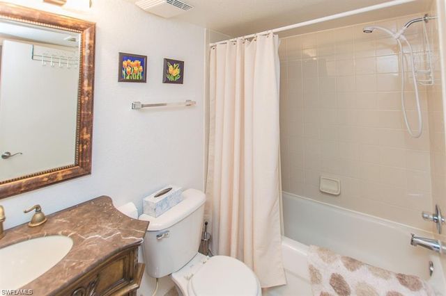 8215 Ibis Club DR 102, Naples, FL 34104