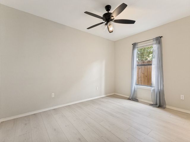 2313 Harvest Glen Court, Fort Worth, TX 76108