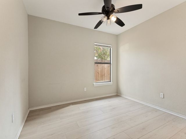2313 Harvest Glen Court, Fort Worth, TX 76108
