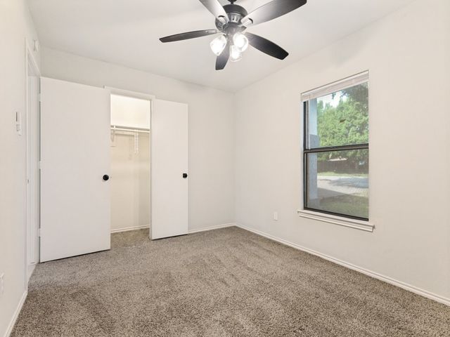 2313 Harvest Glen Court, Fort Worth, TX 76108
