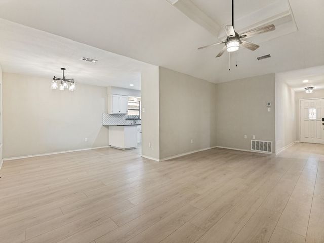 2313 Harvest Glen Court, Fort Worth, TX 76108