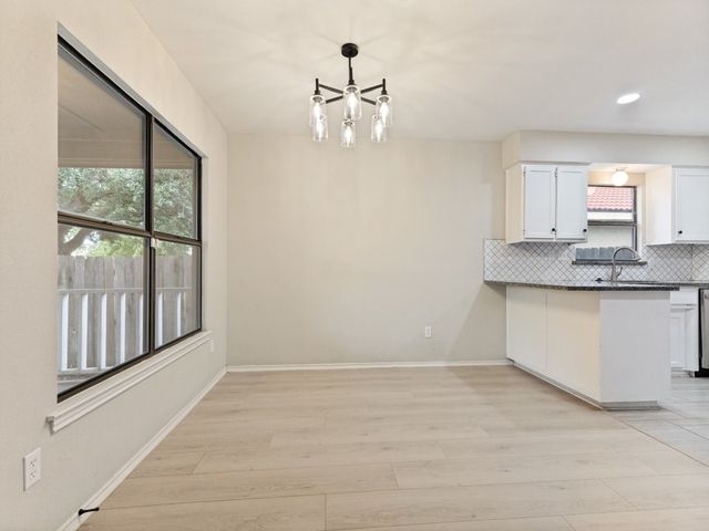 2313 Harvest Glen Court, Fort Worth, TX 76108