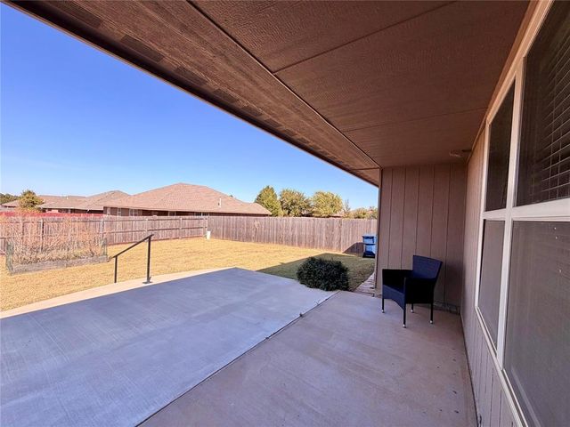 6825 NW 157th Street, Edmond, OK 73013