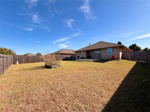 6825 NW 157th Street, Edmond, OK 73013