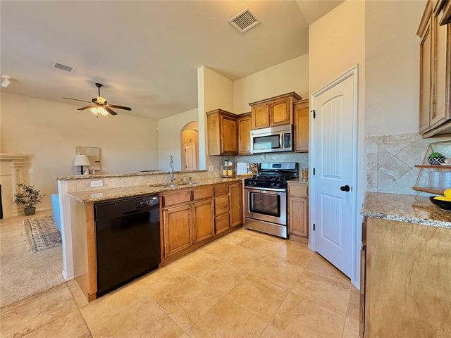 6825 NW 157th Street, Edmond, OK 73013