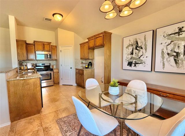 6825 NW 157th Street, Edmond, OK 73013