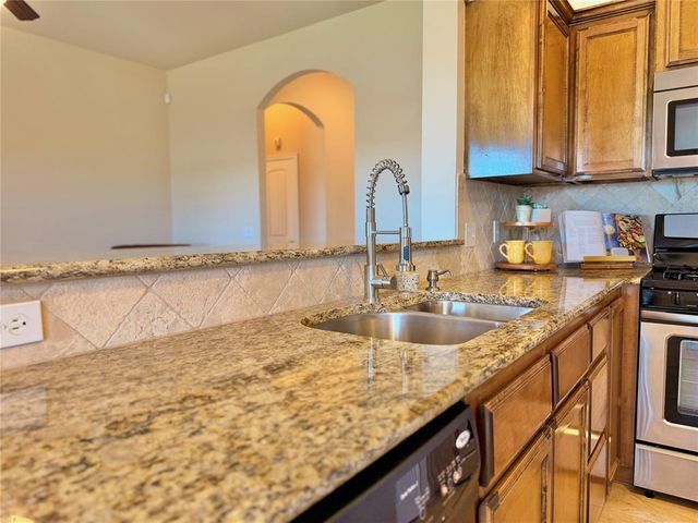 6825 NW 157th Street, Edmond, OK 73013