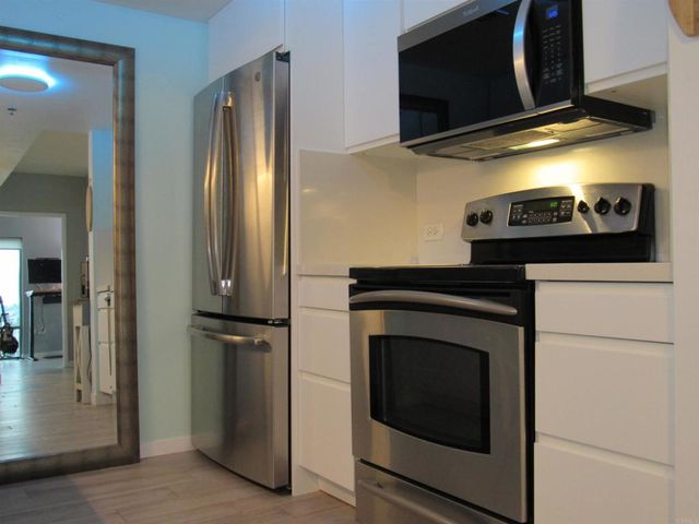 425 W Beech St 1255, San Diego, CA 92101