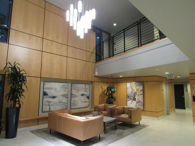 425 W Beech St 1255, San Diego, CA 92101