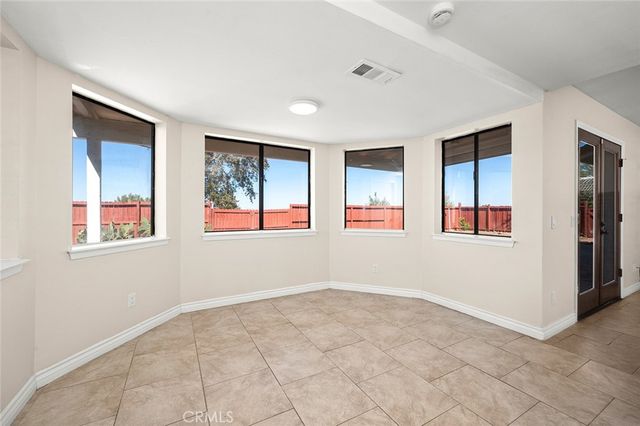 13980 Mission, Hesperia, CA 92344