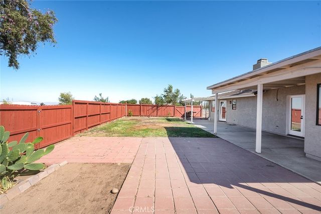 13980 Mission, Hesperia, CA 92344