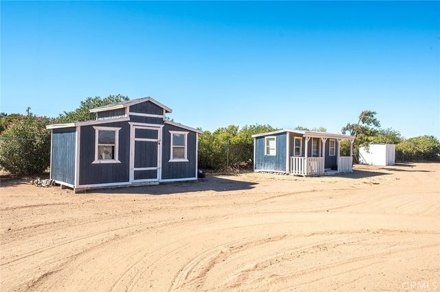 13980 Mission, Hesperia, CA 92344