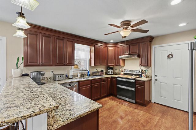 85 Jaybird Lane, Greeneville, TN 37743