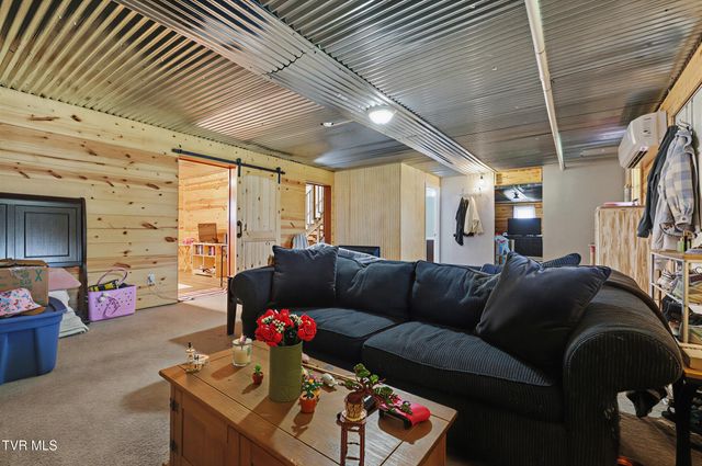 85 Jaybird Lane, Greeneville, TN 37743