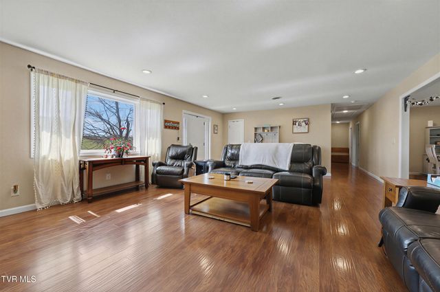 85 Jaybird Lane, Greeneville, TN 37743