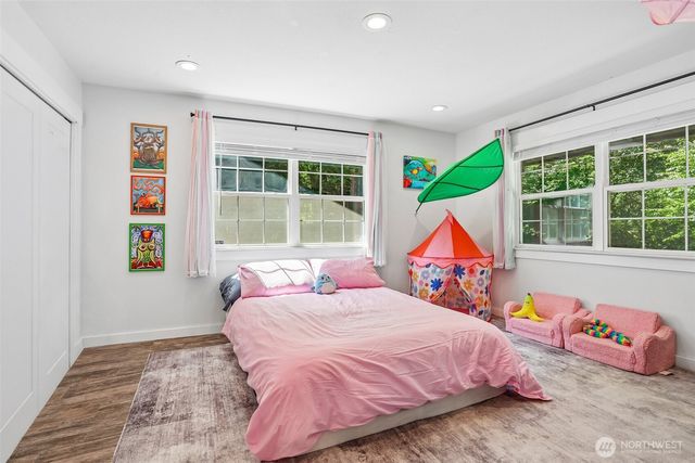 24017 SE 111th Street, Issaquah, WA 98027