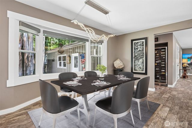24017 SE 111th Street, Issaquah, WA 98027