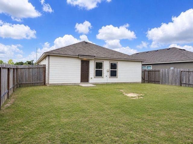 102 Bellewood Manor Drive, Magnolia, TX 77354