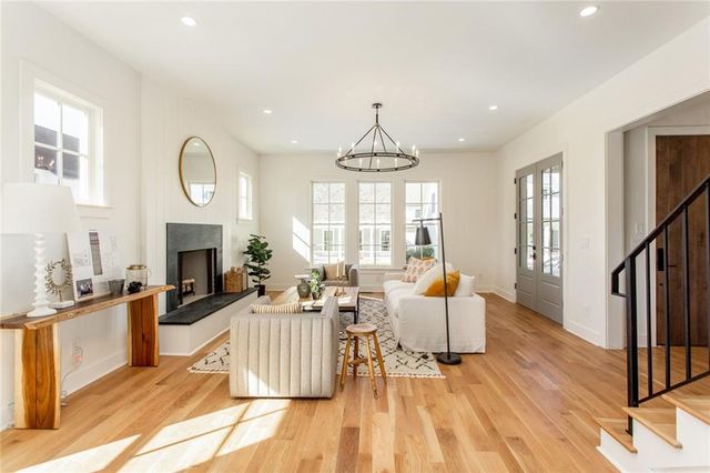 11260 Serenbe Lane, Chattahoochee Hills, GA 30268