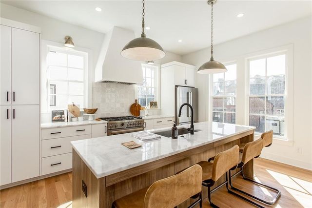11260 Serenbe Lane, Chattahoochee Hills, GA 30268