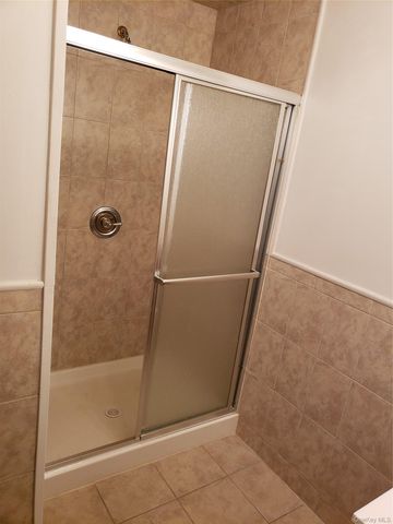 87-37 Union Turnpike, Glendale, NY 11385