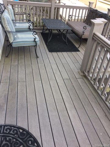 87-37 Union Turnpike, Glendale, NY 11385