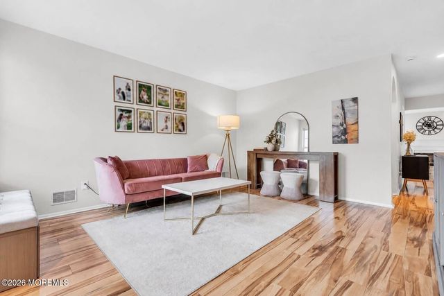 4302 Galloping Hill Lane 4302, Toms River, NJ 08755