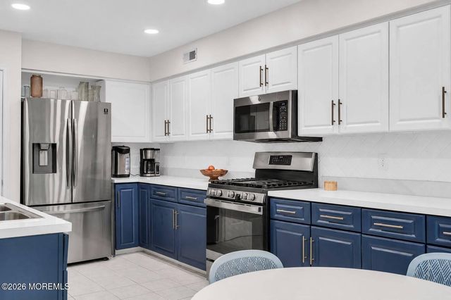 4302 Galloping Hill Lane 4302, Toms River, NJ 08755