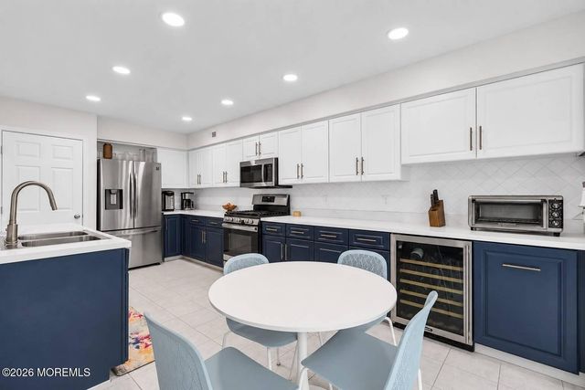 4302 Galloping Hill Lane 4302, Toms River, NJ 08755