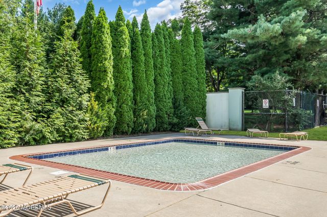 4302 Galloping Hill Lane 4302, Toms River, NJ 08755