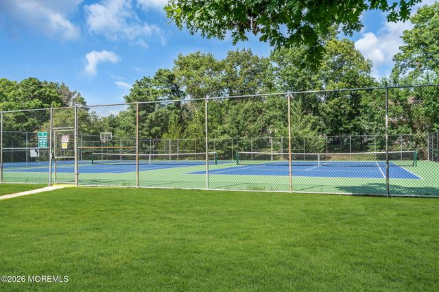 4302 Galloping Hill Lane 4302, Toms River, NJ 08755