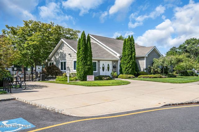 4302 Galloping Hill Lane 4302, Toms River, NJ 08755