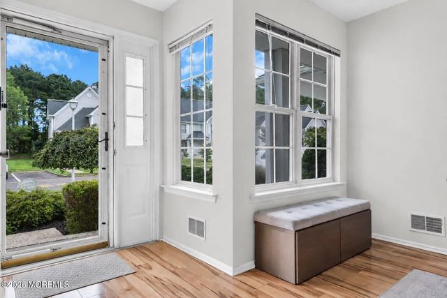 4302 Galloping Hill Lane 4302, Toms River, NJ 08755