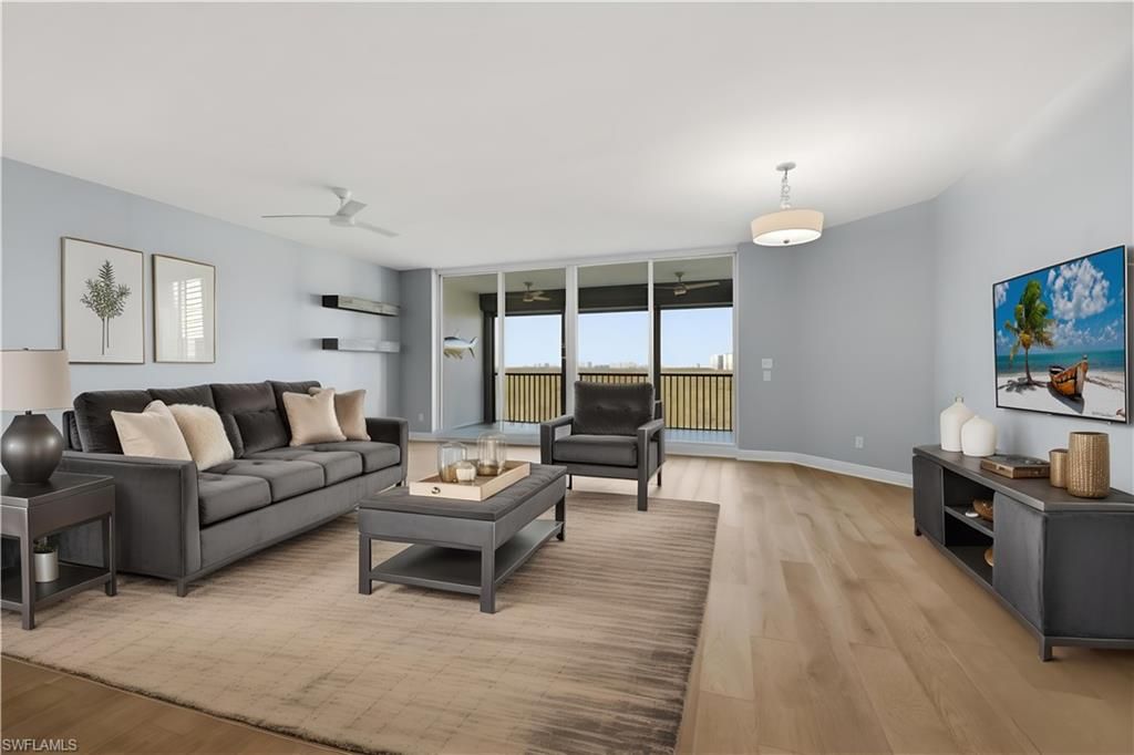 425 Cove Tower Dr 703, NAPLES, FL 34110 — photo 3