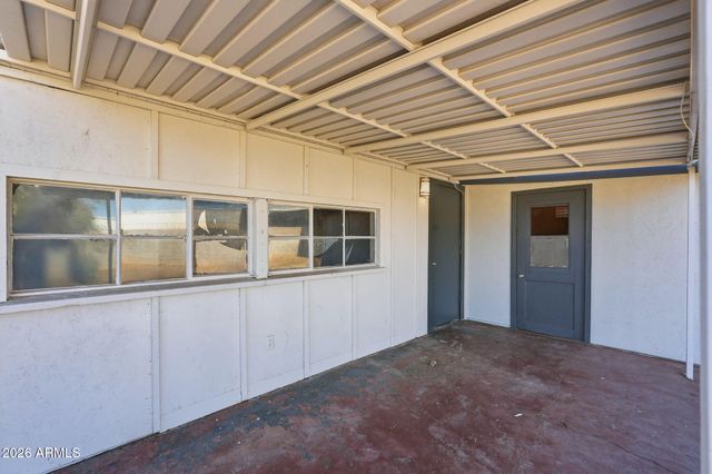 7721 N 63rd Ave Avenue, Glendale, AZ 85301