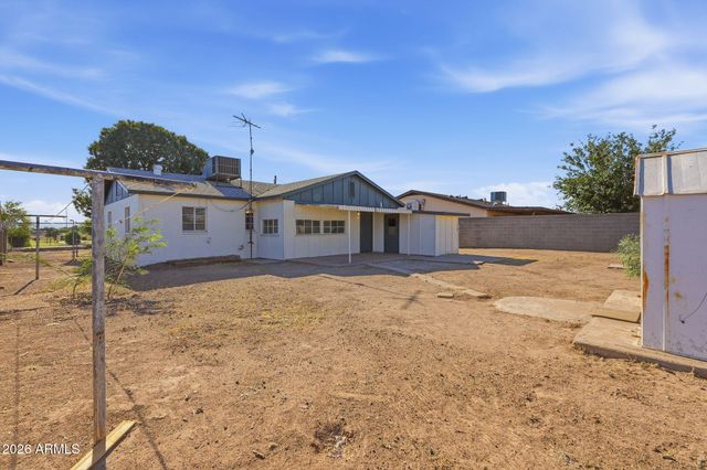 7721 N 63rd Ave Avenue, Glendale, AZ 85301