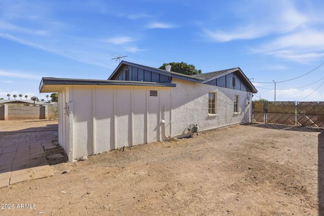 7721 N 63rd Ave Avenue, Glendale, AZ 85301