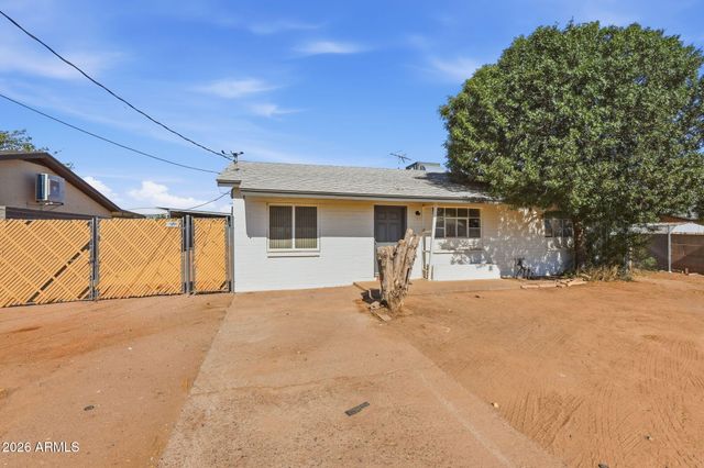 7721 N 63rd Ave Avenue, Glendale, AZ 85301