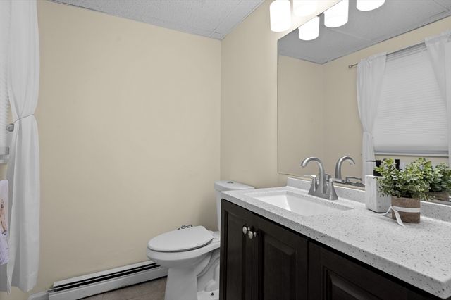 105 Grove Ave, Wilmington, MA 01887