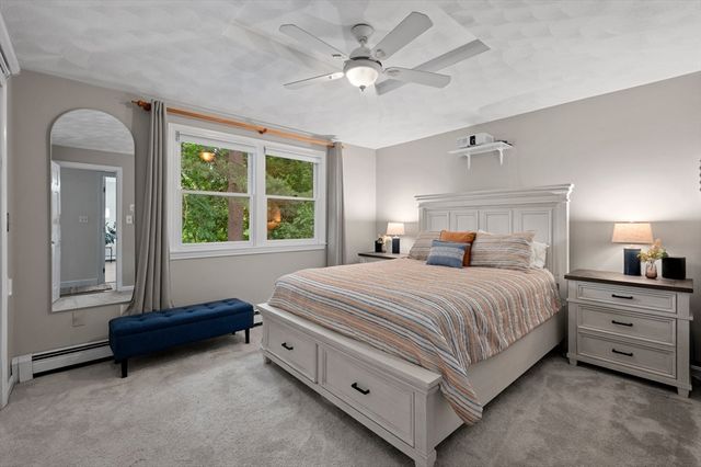 105 Grove Ave, Wilmington, MA 01887