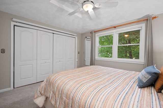 105 Grove Ave, Wilmington, MA 01887