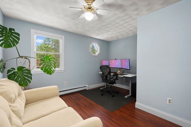 105 Grove Ave, Wilmington, MA 01887