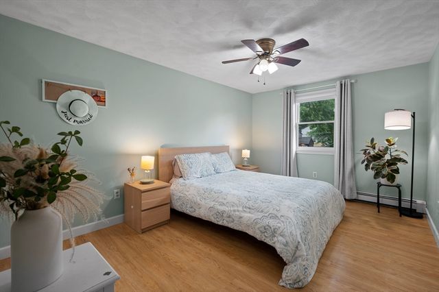105 Grove Ave, Wilmington, MA 01887