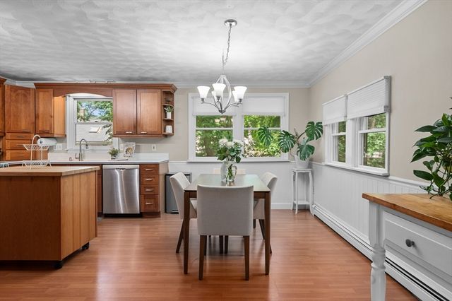 105 Grove Ave, Wilmington, MA 01887